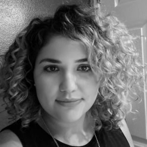 Meet your Posher, Cristal